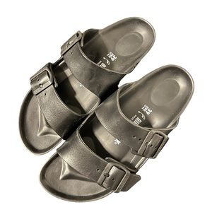 Birkenstock Ladies 39 Never Worn Made from flexible EVA material
